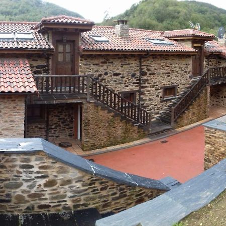 Apartamentos Rurales Casa Carmen Pola de Allande Exterior foto